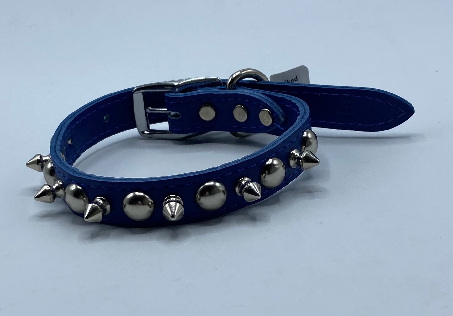 Blue spiked 2025 dog collar