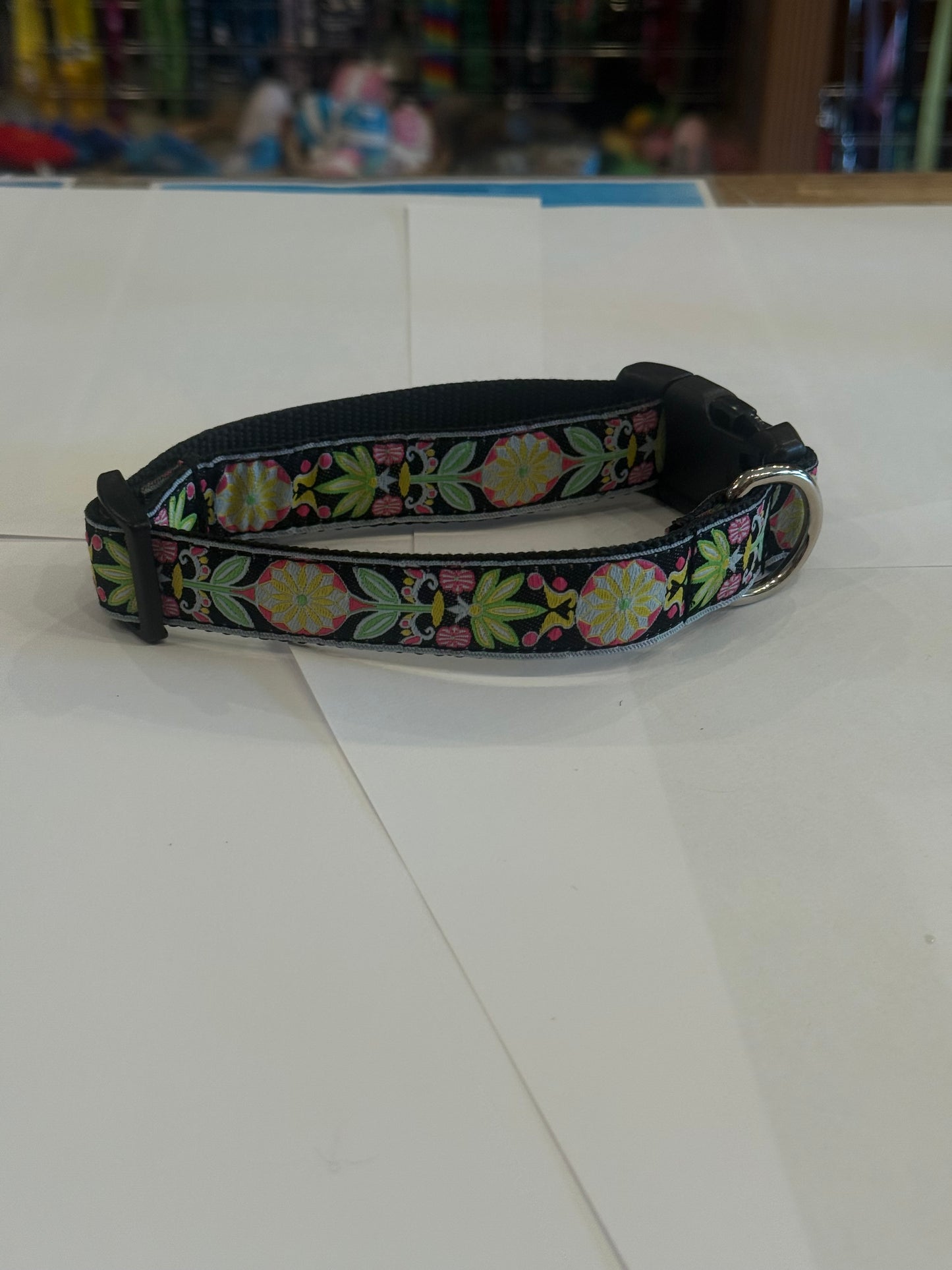 Victorian Daisies Ribbon Collars or leads (5/8" Wide)
