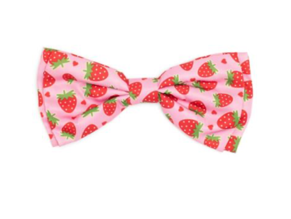 Strawberries Pet Bow Tie.