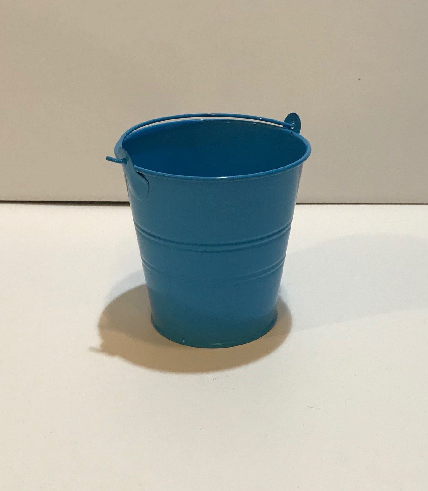 Small Gift Bucket.