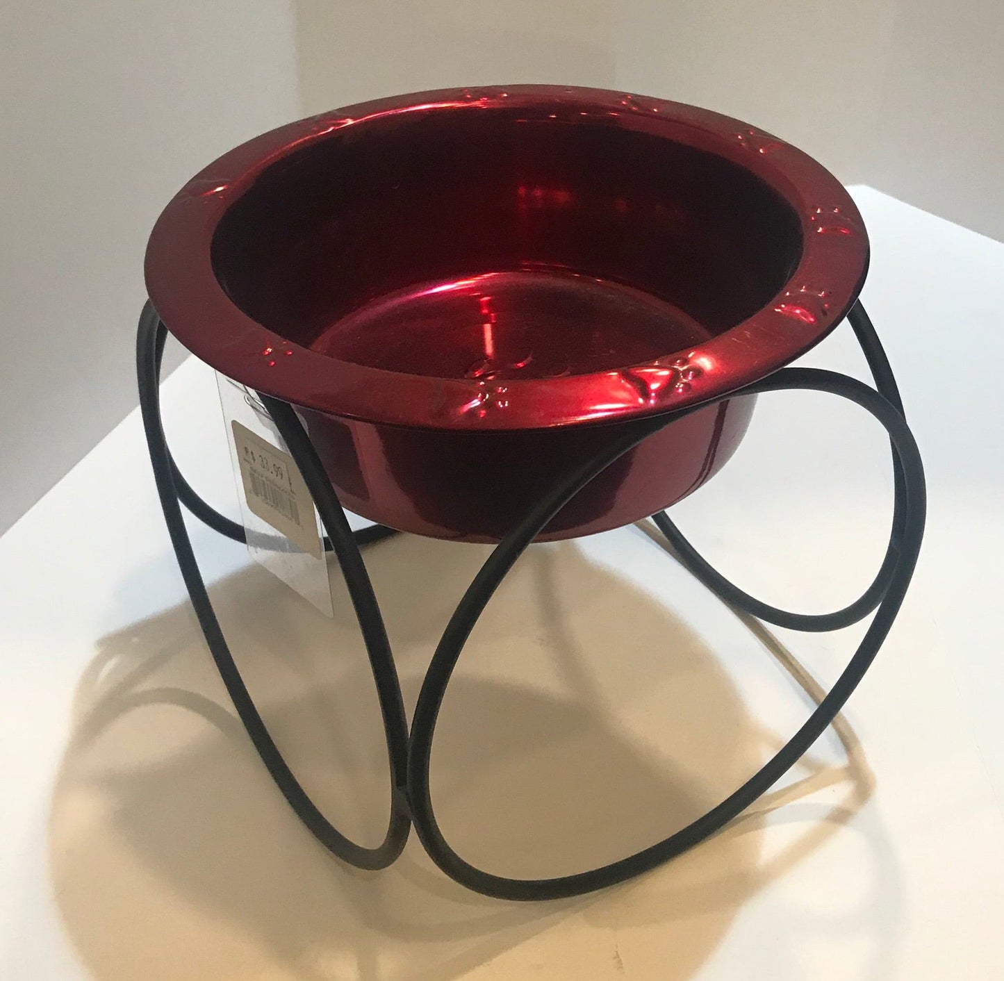 Circle Stand Raised Diner.