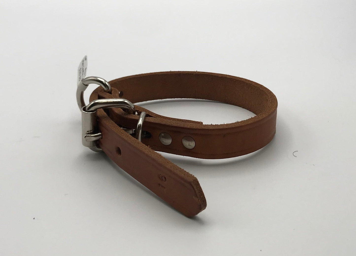 Plain Leather Collar.