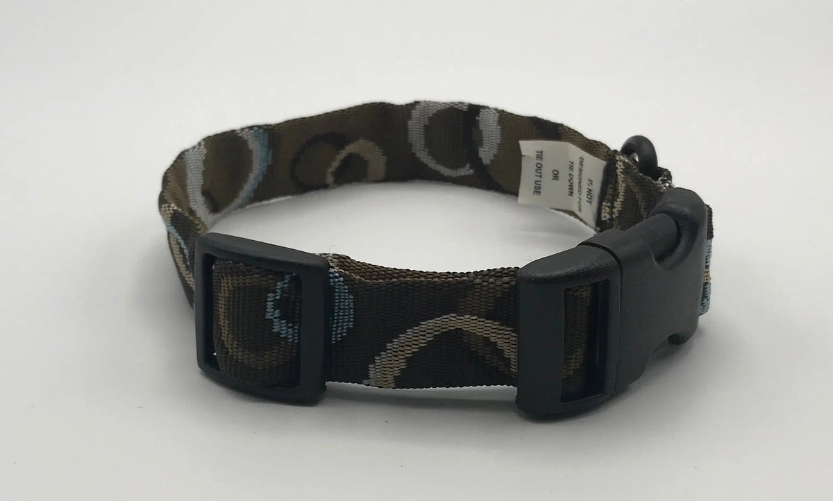 brown blue & beige bubbles collar.