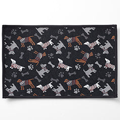Tossed Dogs Tapestry Mat, Black 19" L x 13"W Pet Placement