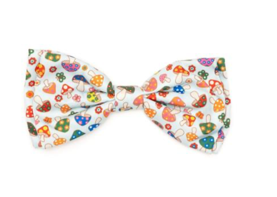 Mint Green Mushrooms Bow Tie