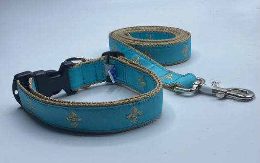 Light Blue Fleur De Lis Dog Collars, Harnesses, & Leads