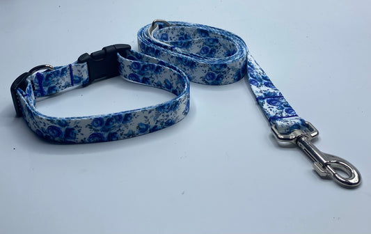 Vintage Blue Roses Nylon Collars or leads (5/8" wide)