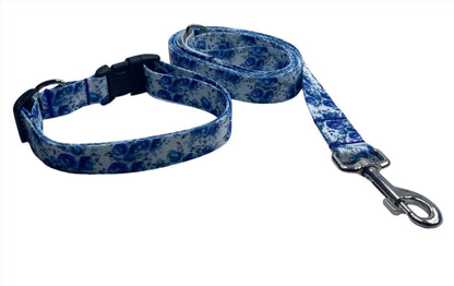 Vintage Blue Roses Nylon Collars or Leads (5/8" wide).