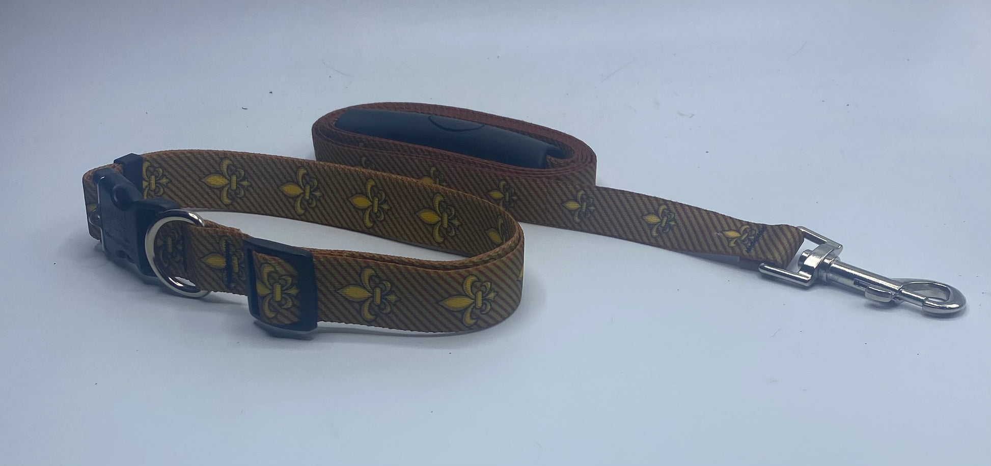 Fleur de Lis Gold Dog Collar & Leads.