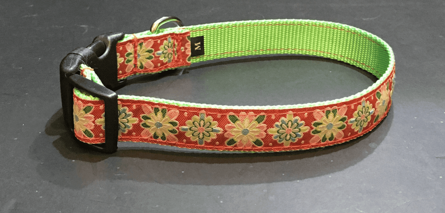 Christmas Floral Dog Collars or Leads (1" wide).