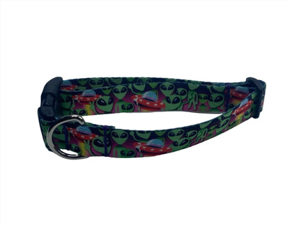 Green Alien Nylon Dog Collar (1.5" Wide).